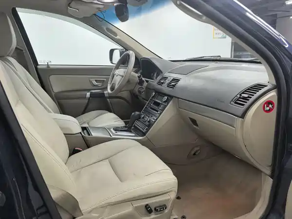 Volvo XC90 2012