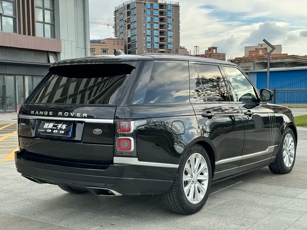 Land Rover Range Rover 2018 — фото 9