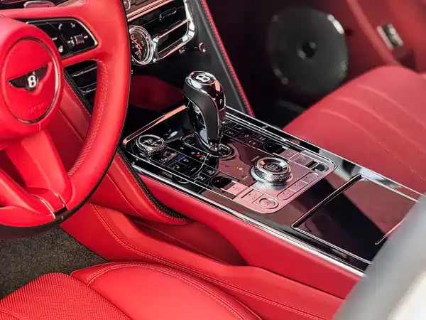 Bentley Flying Spur 2022