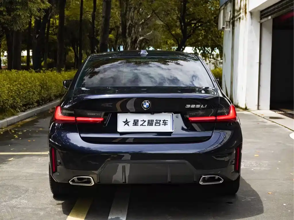 BMW 3 Series 2024