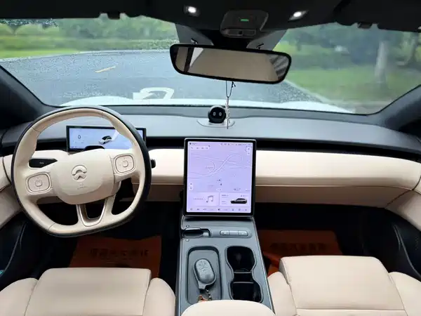 NIO ET5 2023