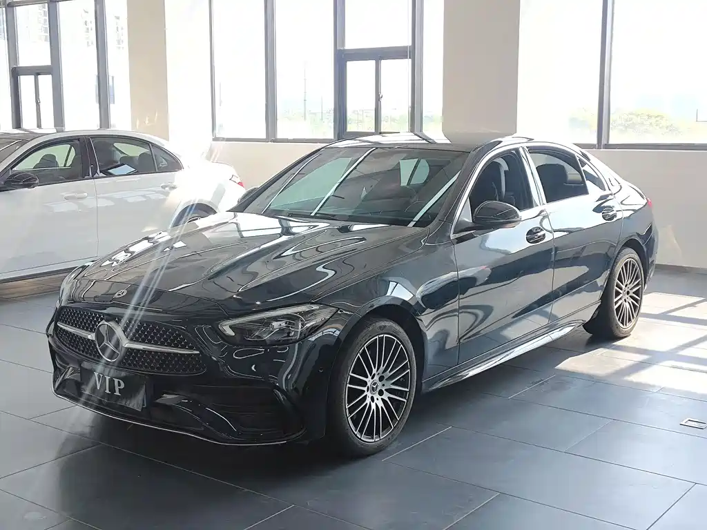 Mercedes-Benz C-Class 2023 — фото 1