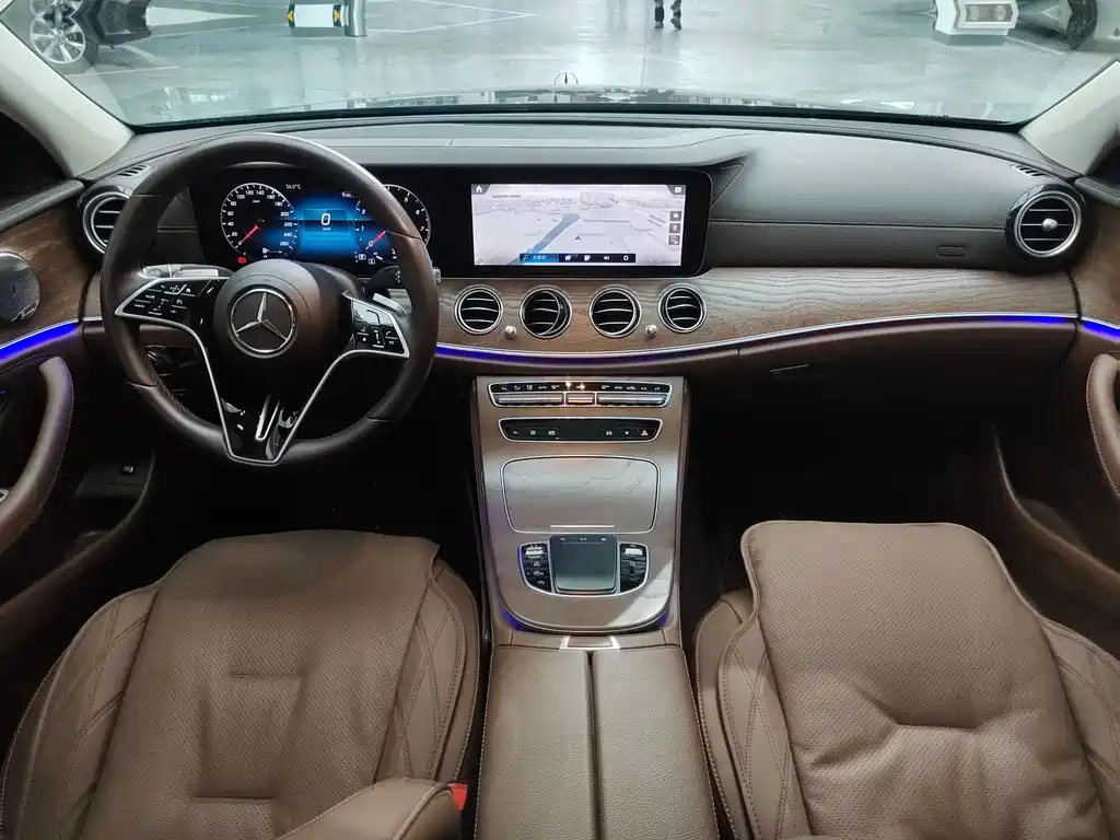 Mercedes-Benz E-Class 2023