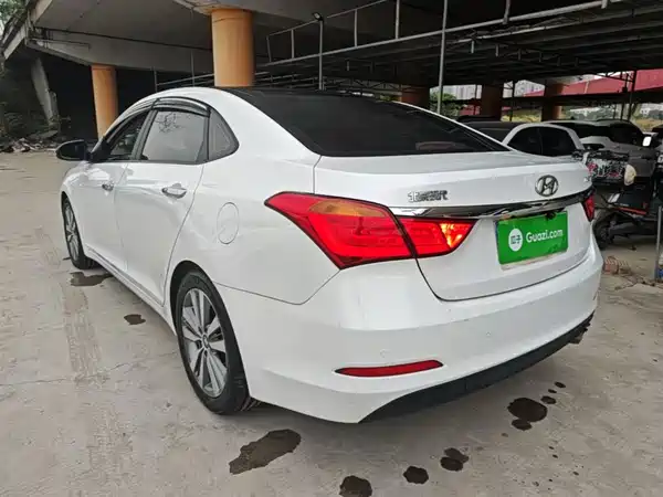 Hyundai Mistra 2014