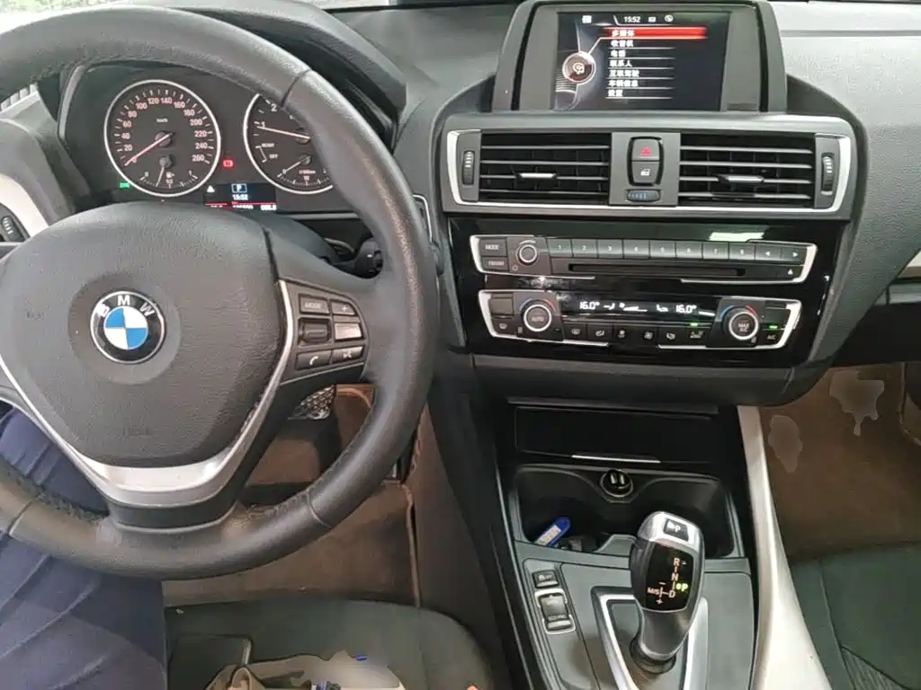 BMW 1 Series 2016 — фото 10