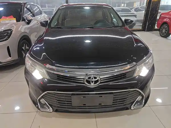 Toyota Camry 2015