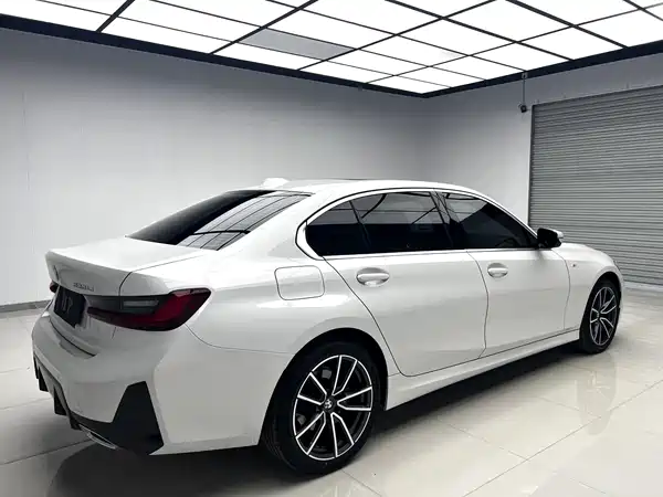 BMW 3 Series 2023