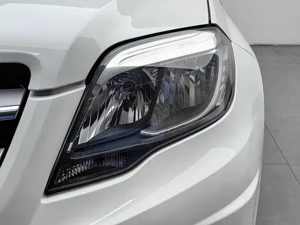 Mercedes-Benz GLK-Class 2015