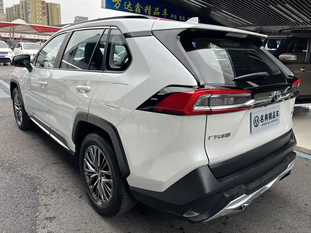 Toyota Wildlander 2023 — фото 17