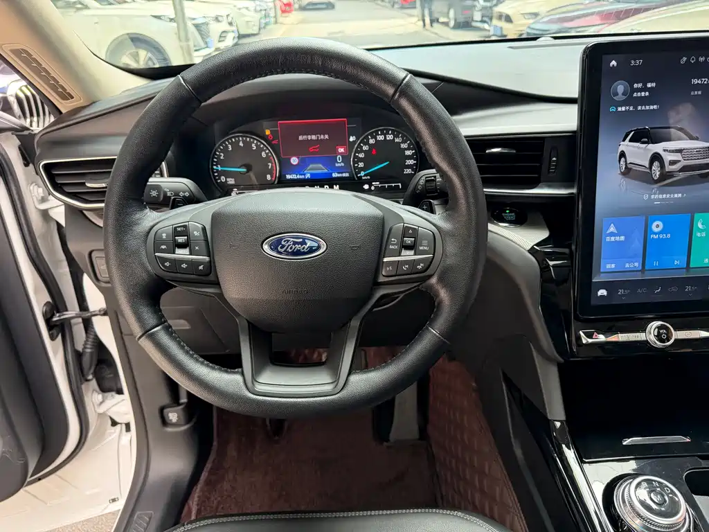 Ford Explorer 2022 — фото 18