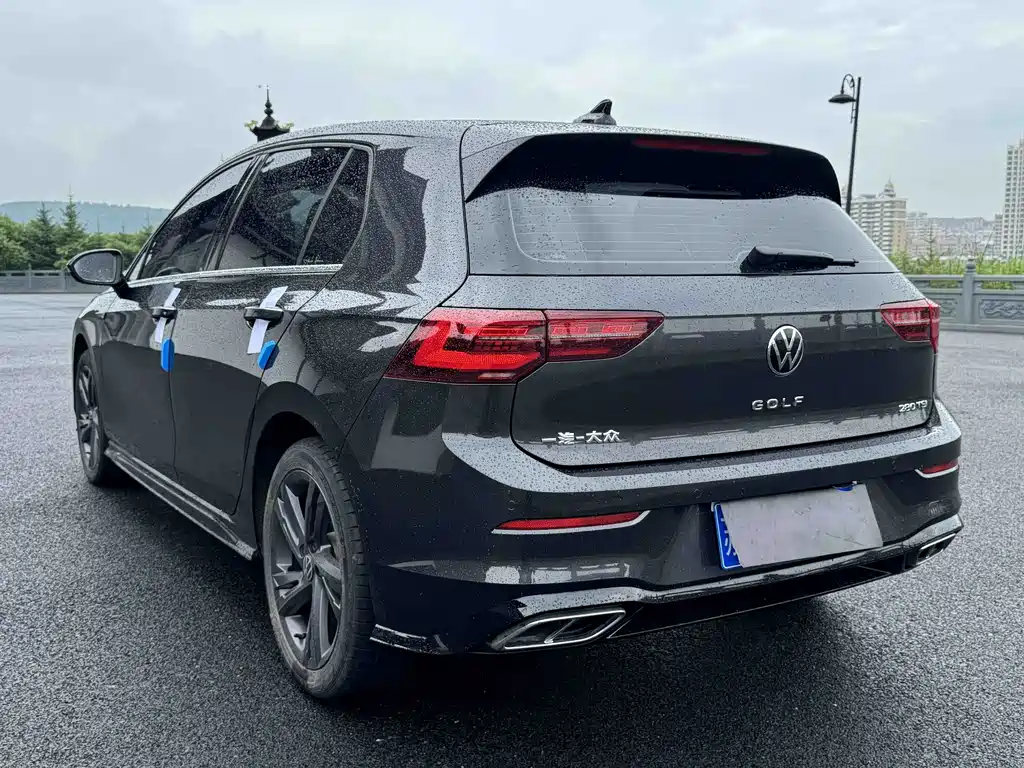 Volkswagen Golf 2022