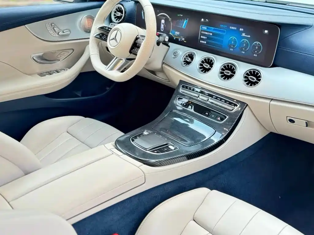 Mercedes-Benz E-Class 2021