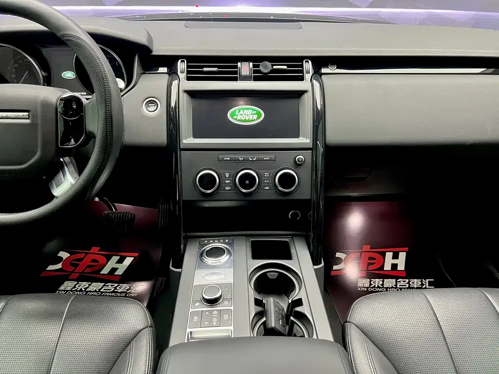 Land Rover Discovery 2019 — фото 14