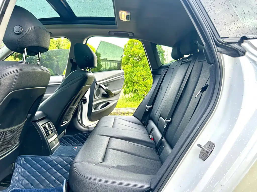 BMW 3 Series GT 2019 — фото 13