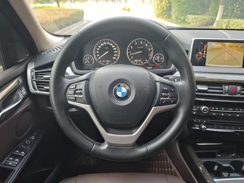 BMW X5 2015 — фото 11