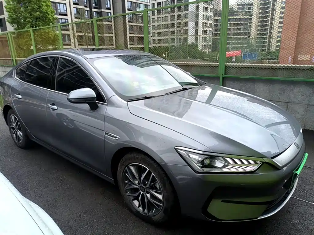 BYD Qin PLUS 2022 — фото 4