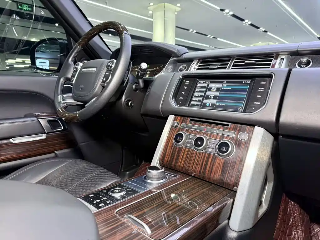 Land Rover Range Rover 2015 — фото 12