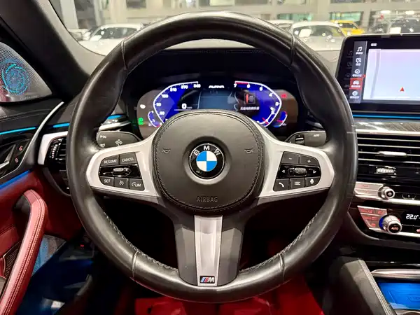 BMW 5 Series 2022