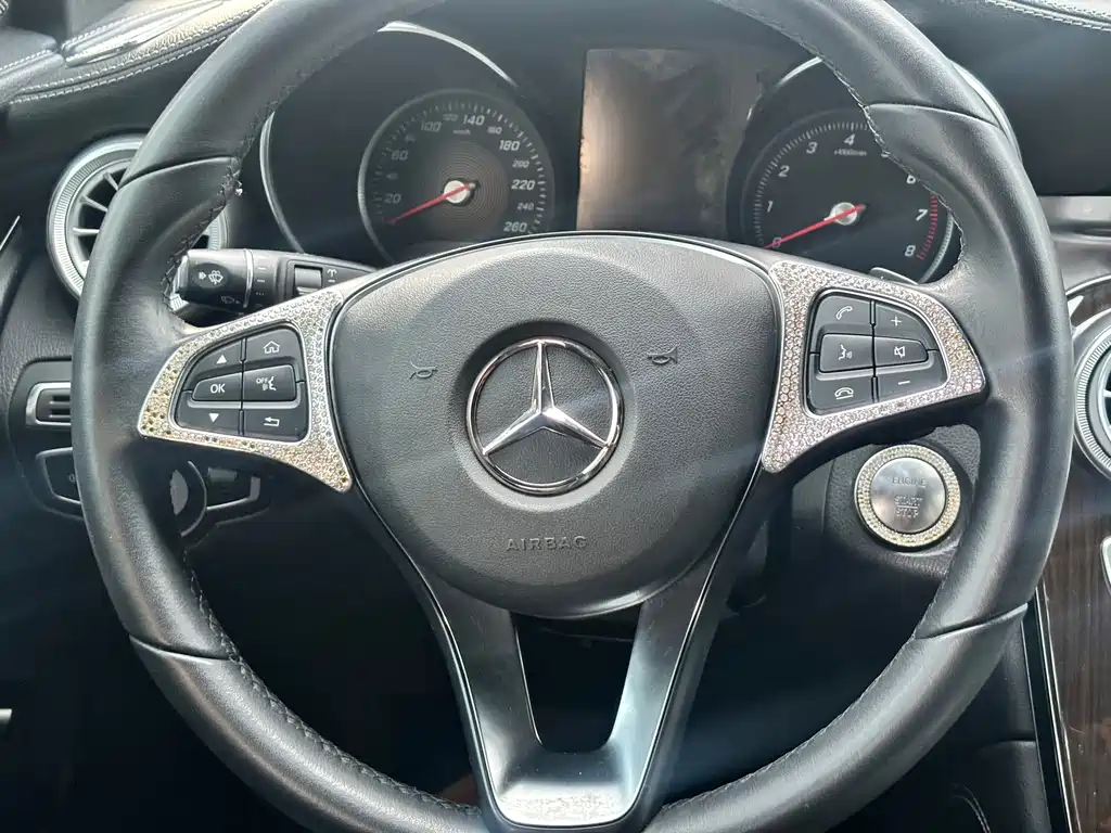 Mercedes-Benz GLC 2019 — фото 14