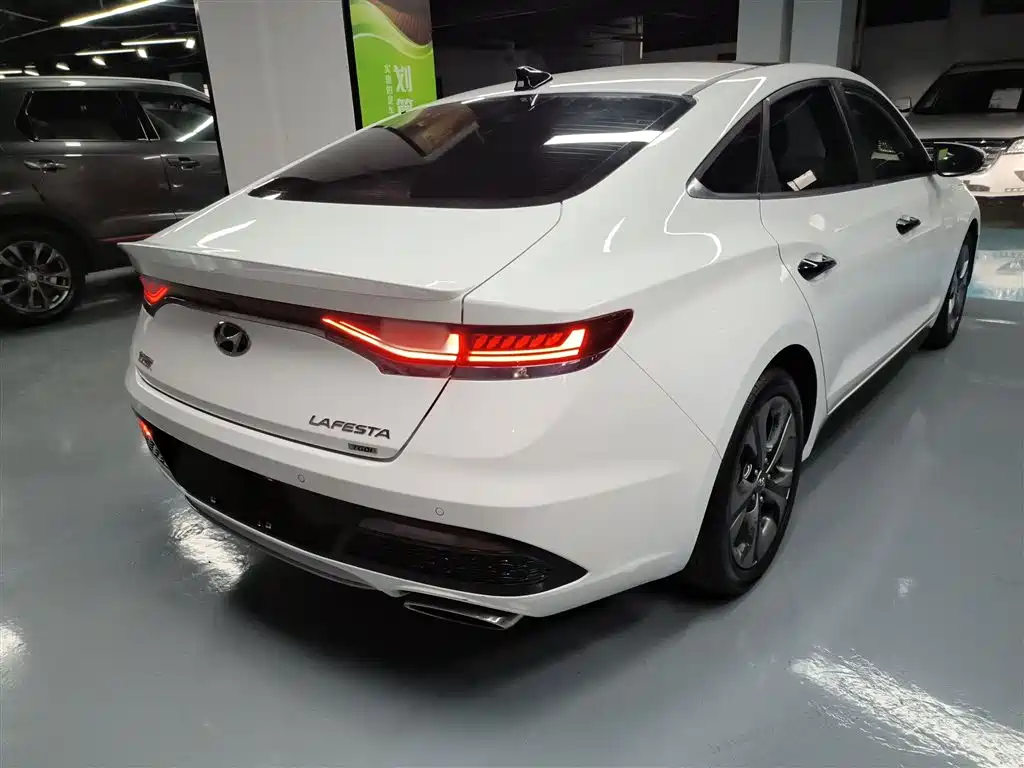 Hyundai Fista 2020 — фото 8