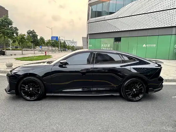 Changan UNI-V 2024
