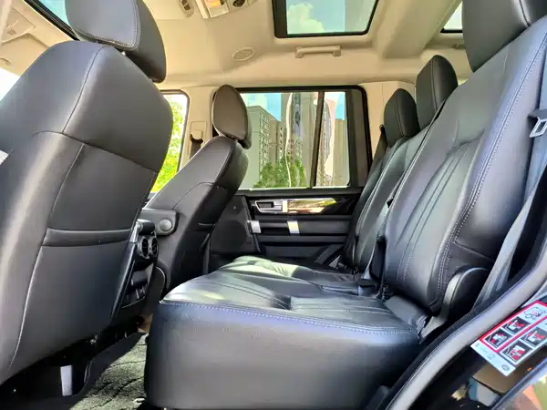 Land Rover Discovery 2015