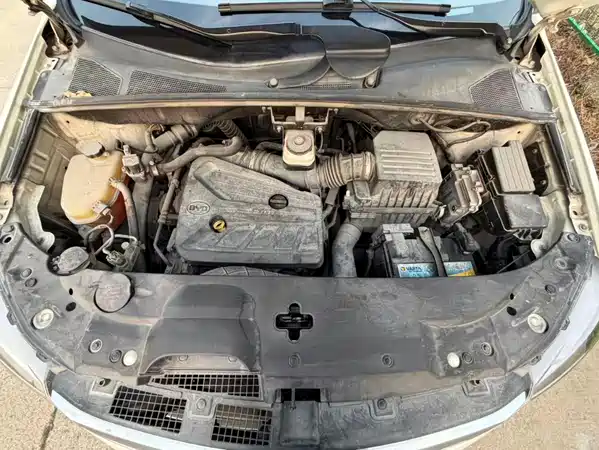 BYD S7 2015