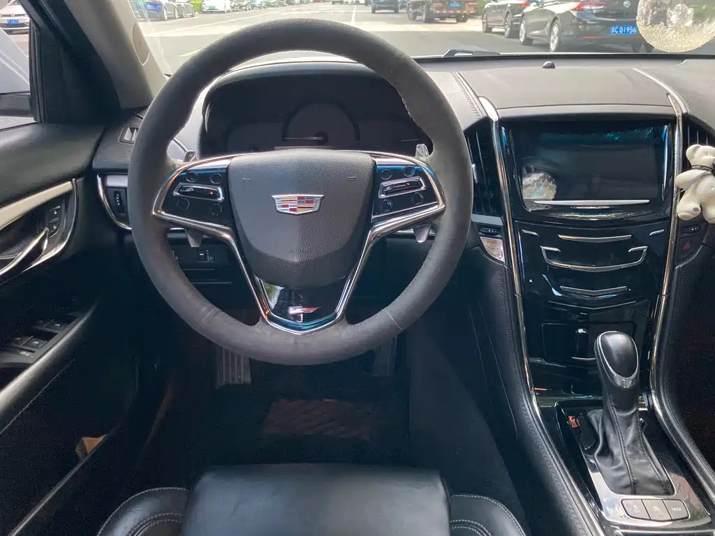 Cadillac ATS-L 2016 — фото 12