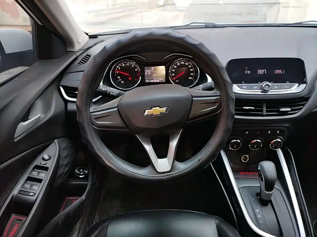 Chevrolet Cavalier 2022 — фото 11