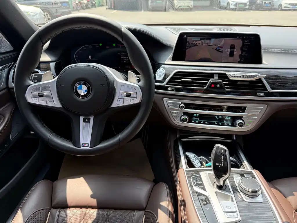 BMW 7 Series 2022 — фото 23