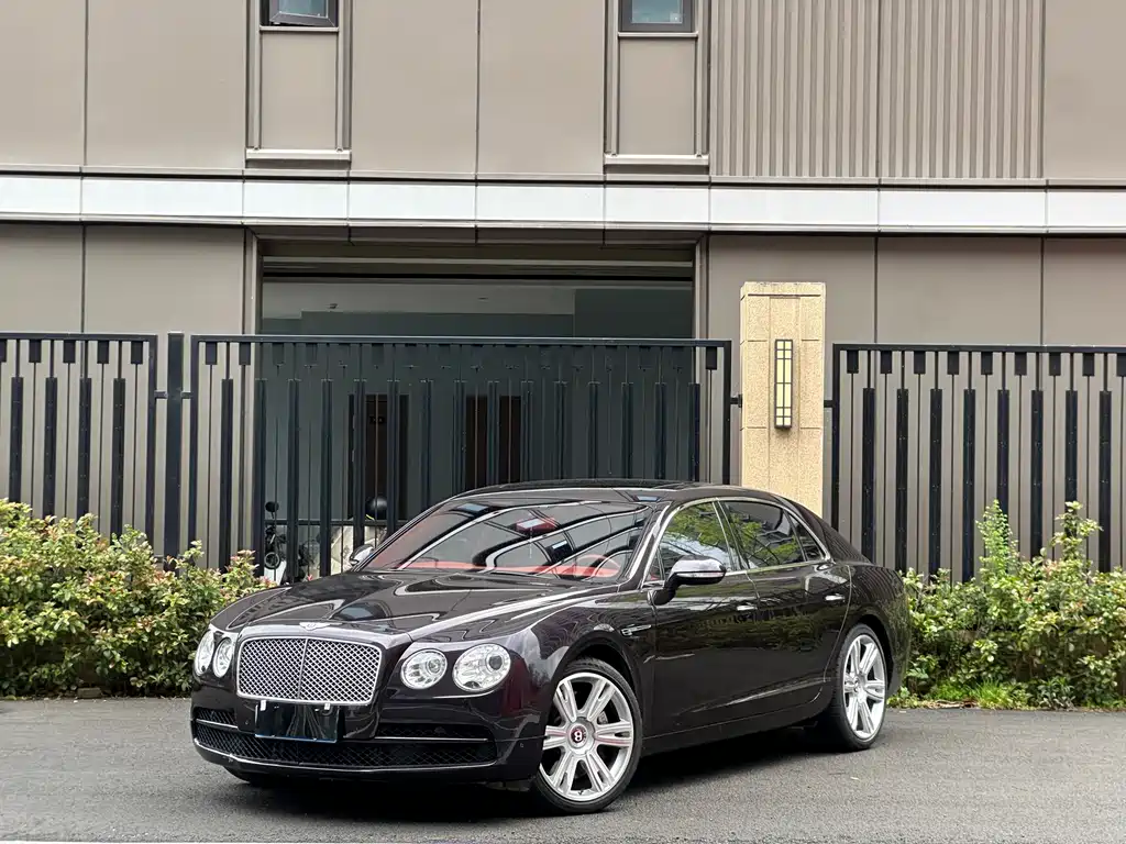 Bentley Flying Spur 2016 — фото 1