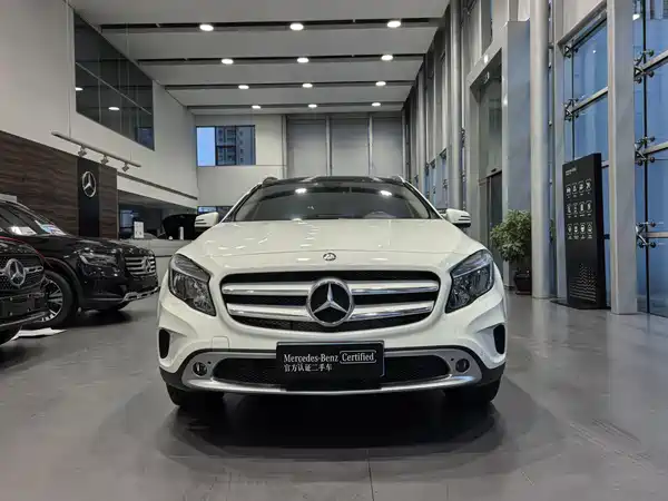 Mercedes-Benz GLA 2017