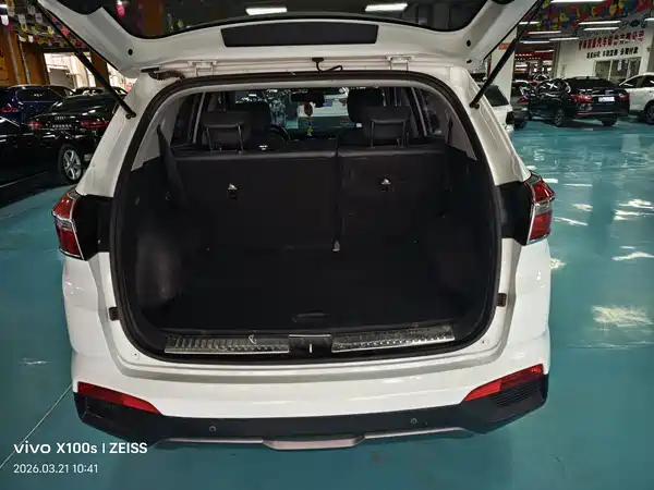 Hyundai ix25 2015
