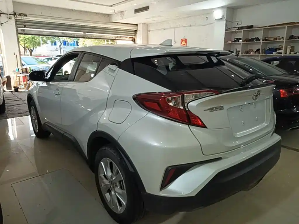 Toyota IZOA 2021 — фото 5