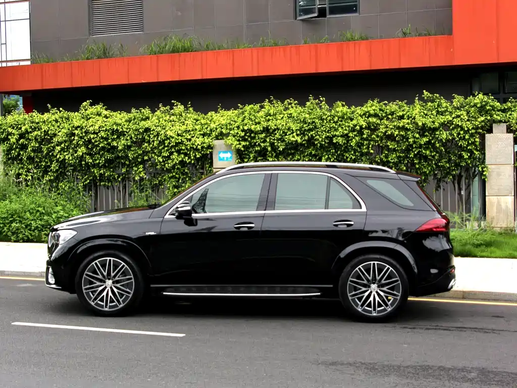 Mercedes-Benz GLE AMG 2024 — фото 2