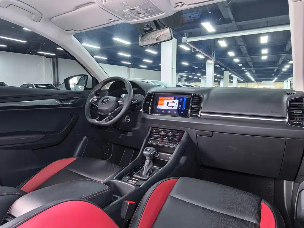 Skoda Karoq 2022 — фото 12