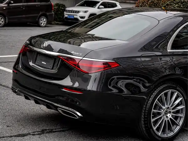 Mercedes-Benz S-Class 2023