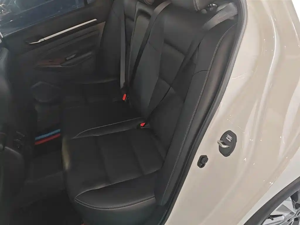 Nissan Teana 2025 — фото 17