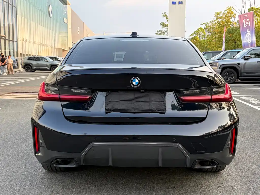 BMW 3 Series 2023 — фото 18