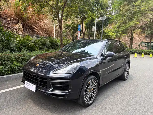 Porsche Cayenne 2023