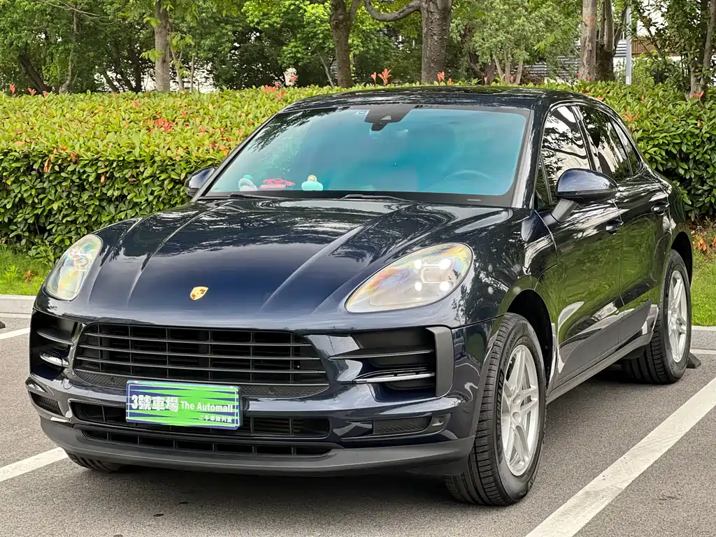Porsche Macan 2020 — фото 1