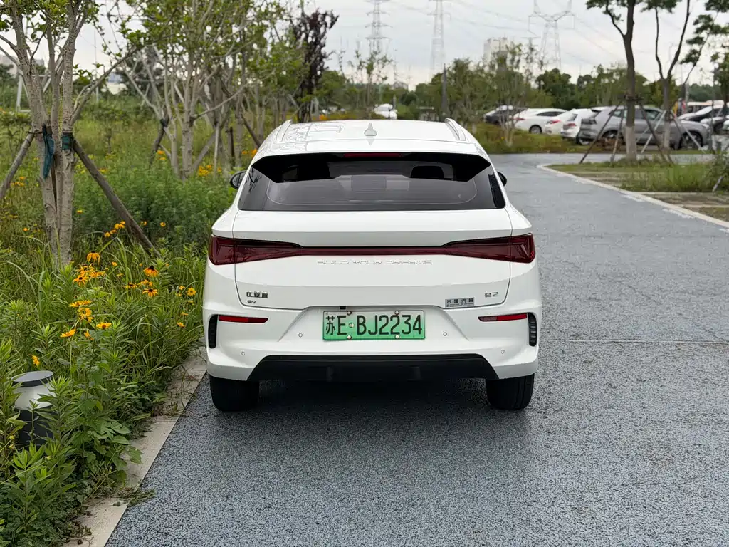 BYD e2 2020