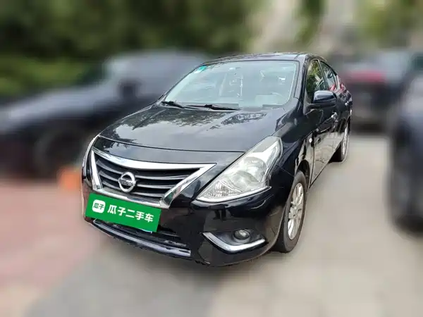 Nissan Sunny 2015