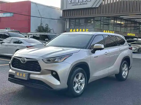 Toyota Highlander 2023