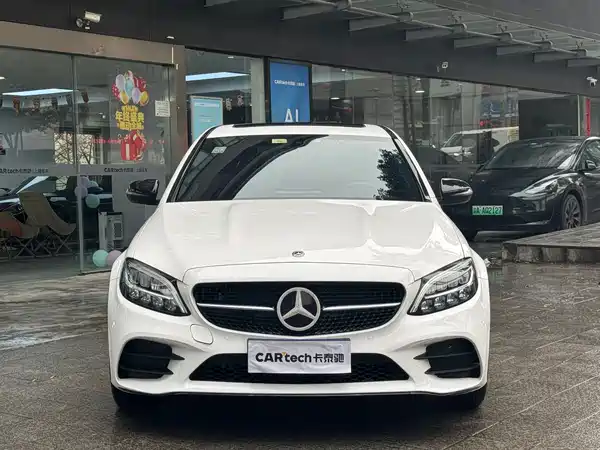 Mercedes-Benz C-Class 2021