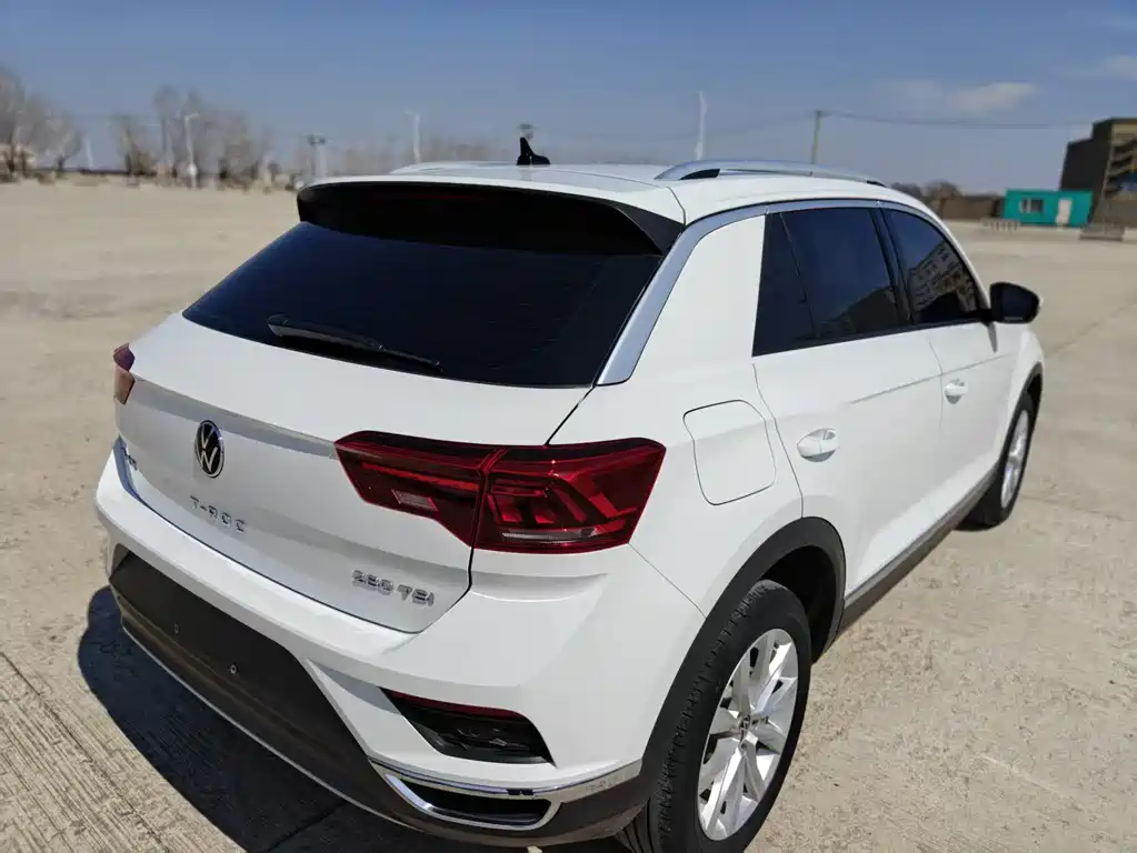 Volkswagen T-Roc 2023 — фото 6