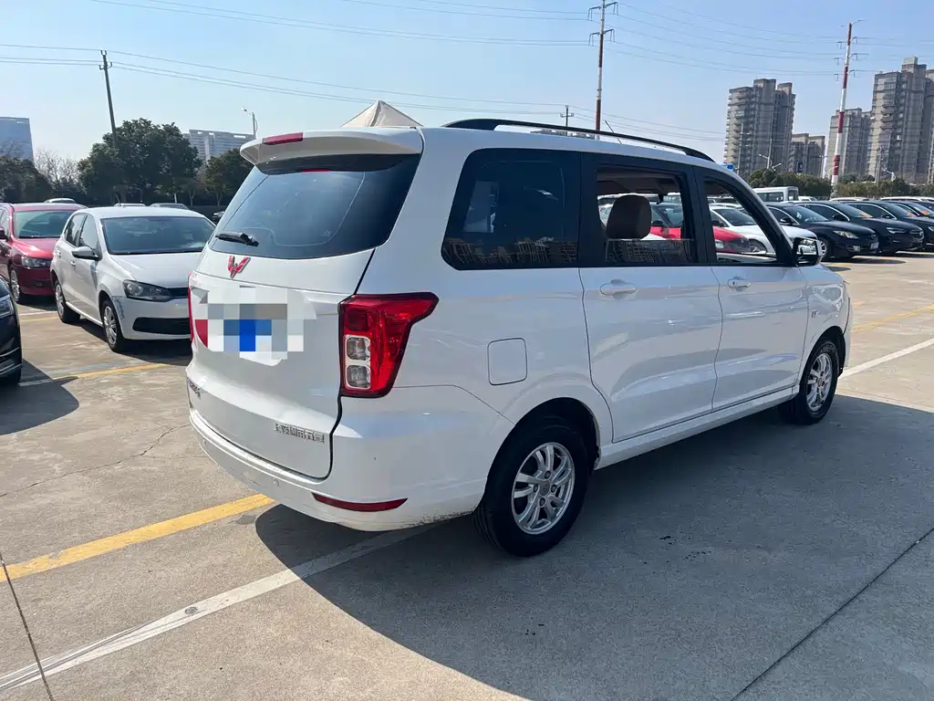 Wuling Hongguang 2019 — фото 7