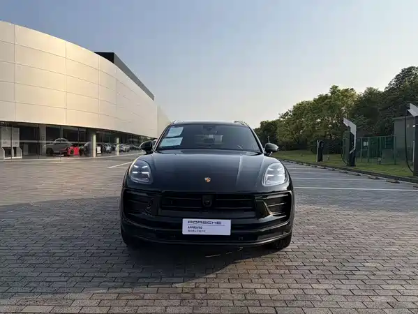 Porsche Macan 2024