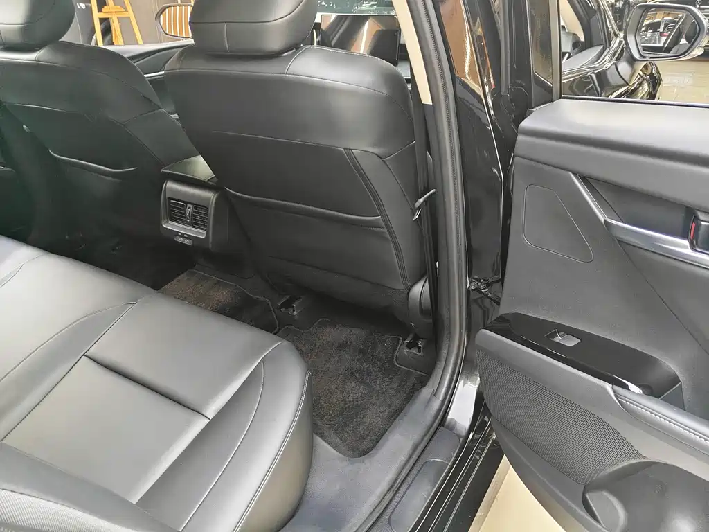Toyota Camry 2026