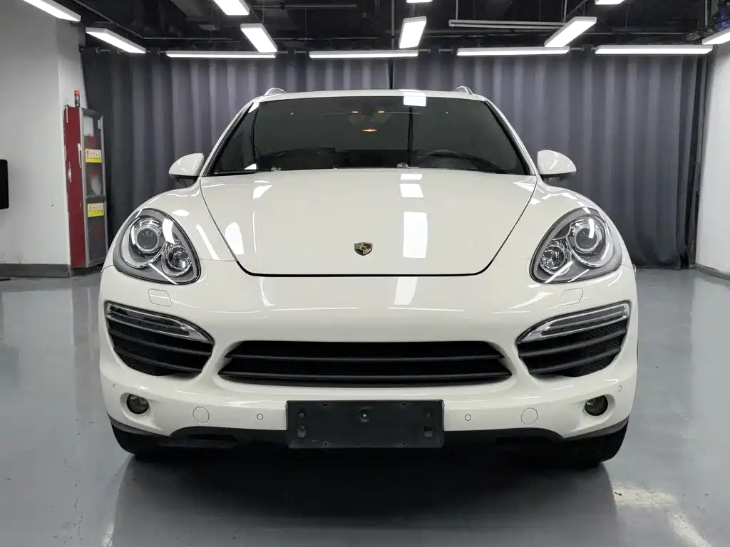 Porsche Cayenne 2010 — фото 2